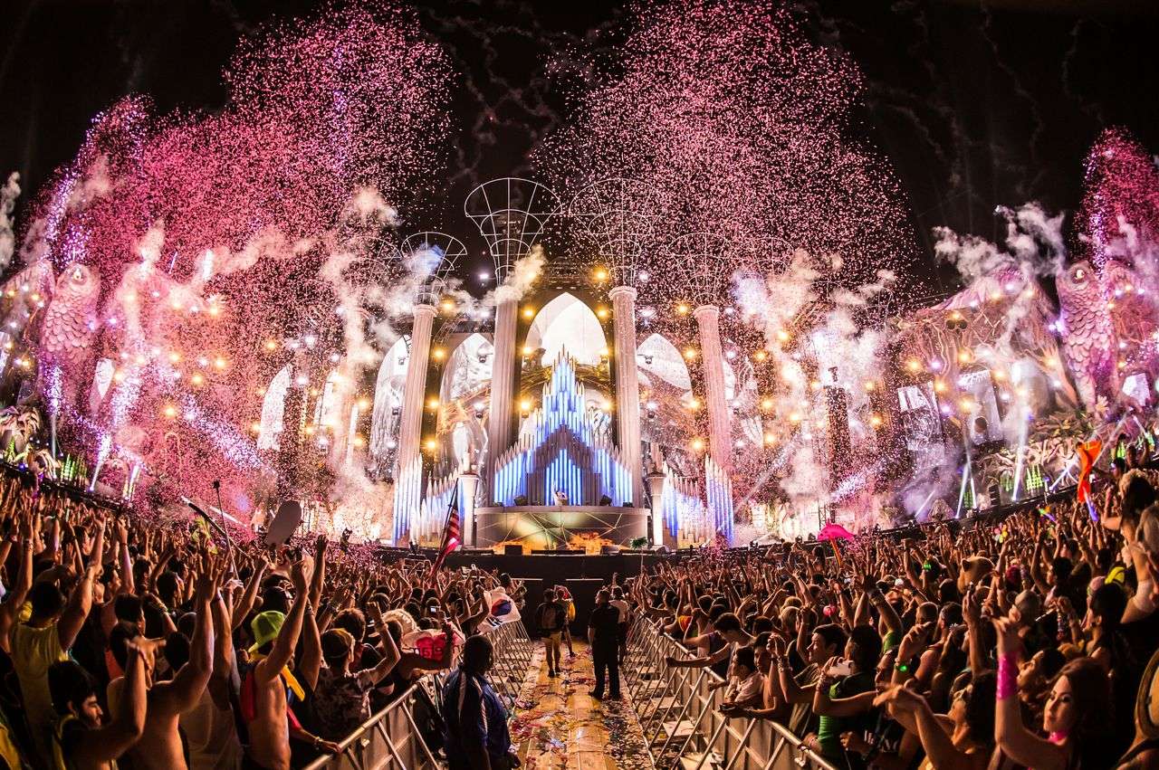 Electric Daisy Carnival Las Vegas 2014 Live Stream: Day 2 | Your EDM