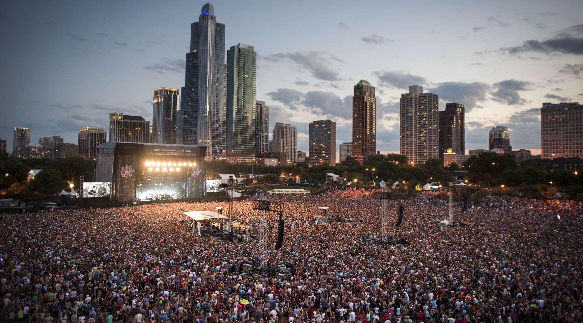 Lollapalooza Releases Stacked 2018 Lineup Featuring: The Weeknd, Bruno Mars, Jack White, & Arctic Monkeys | Your EDM