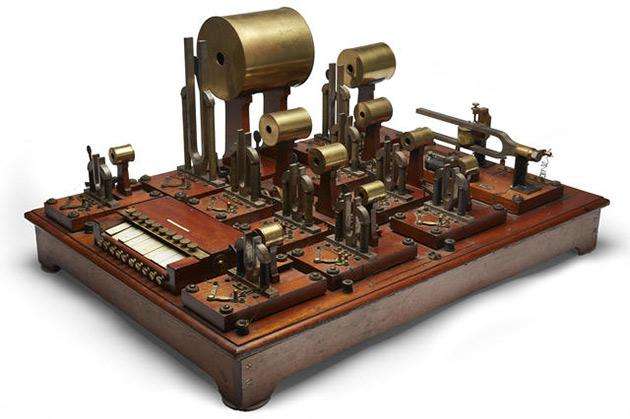 world's first synthesizer
