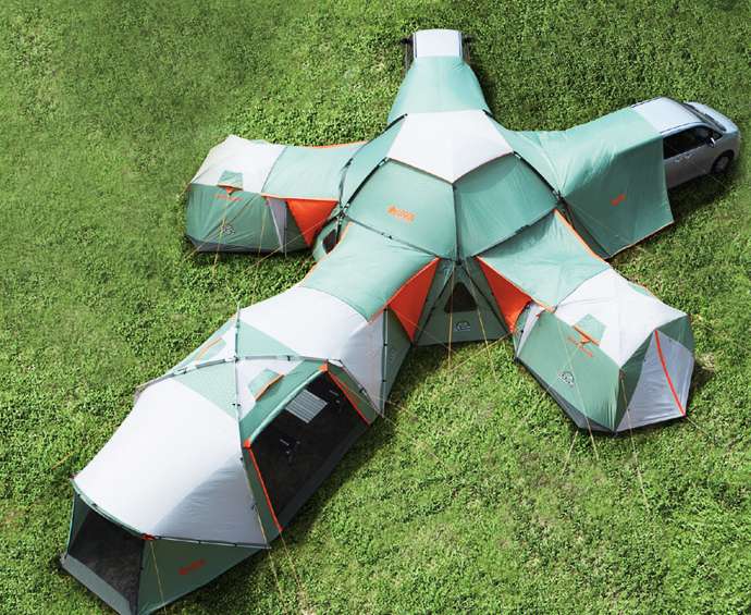 massive-tent-3