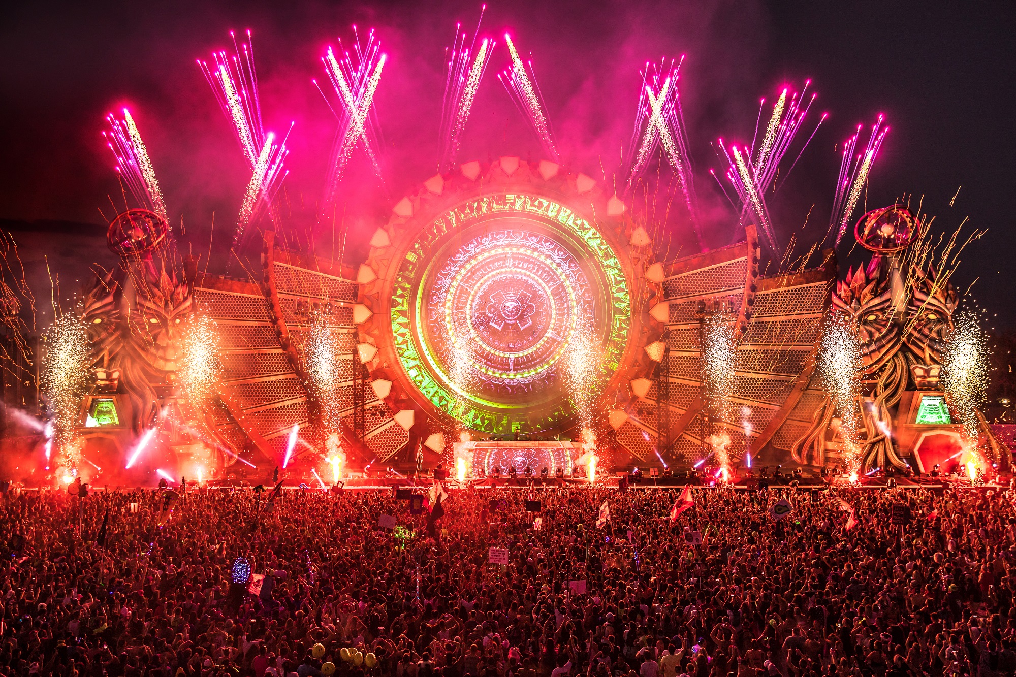 Edc Orlando Shines Bright In Its 6th Year Event Review Your Edm