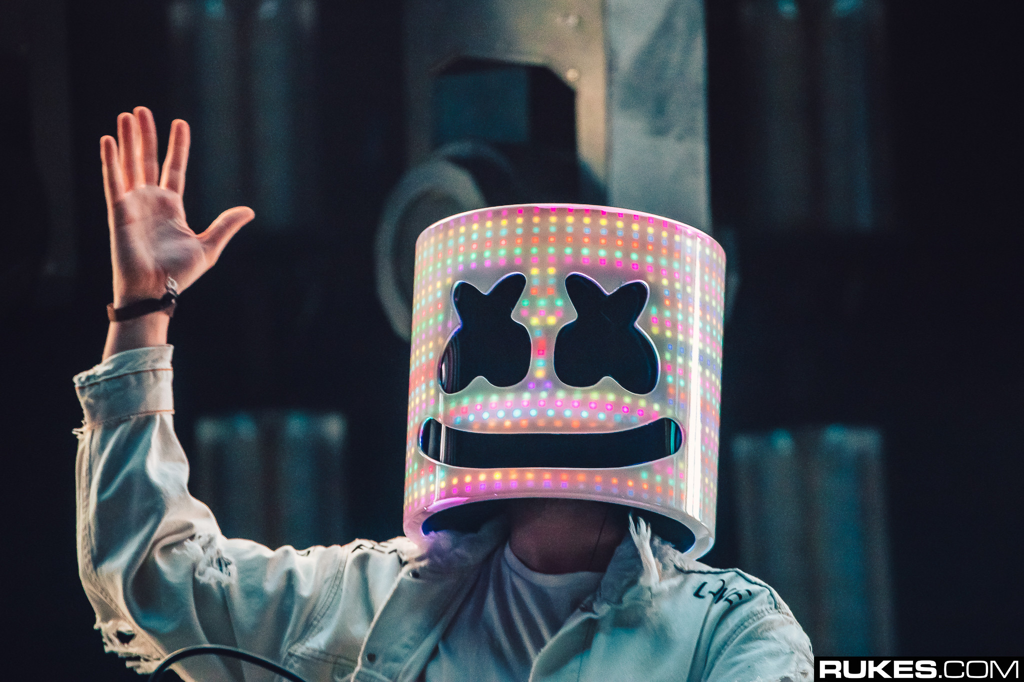 Marshmello Unmasks Part Of His Identity By Singing On His - friends song roblox marshmello