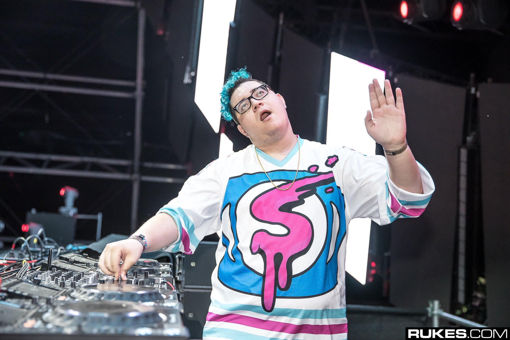 slushii.