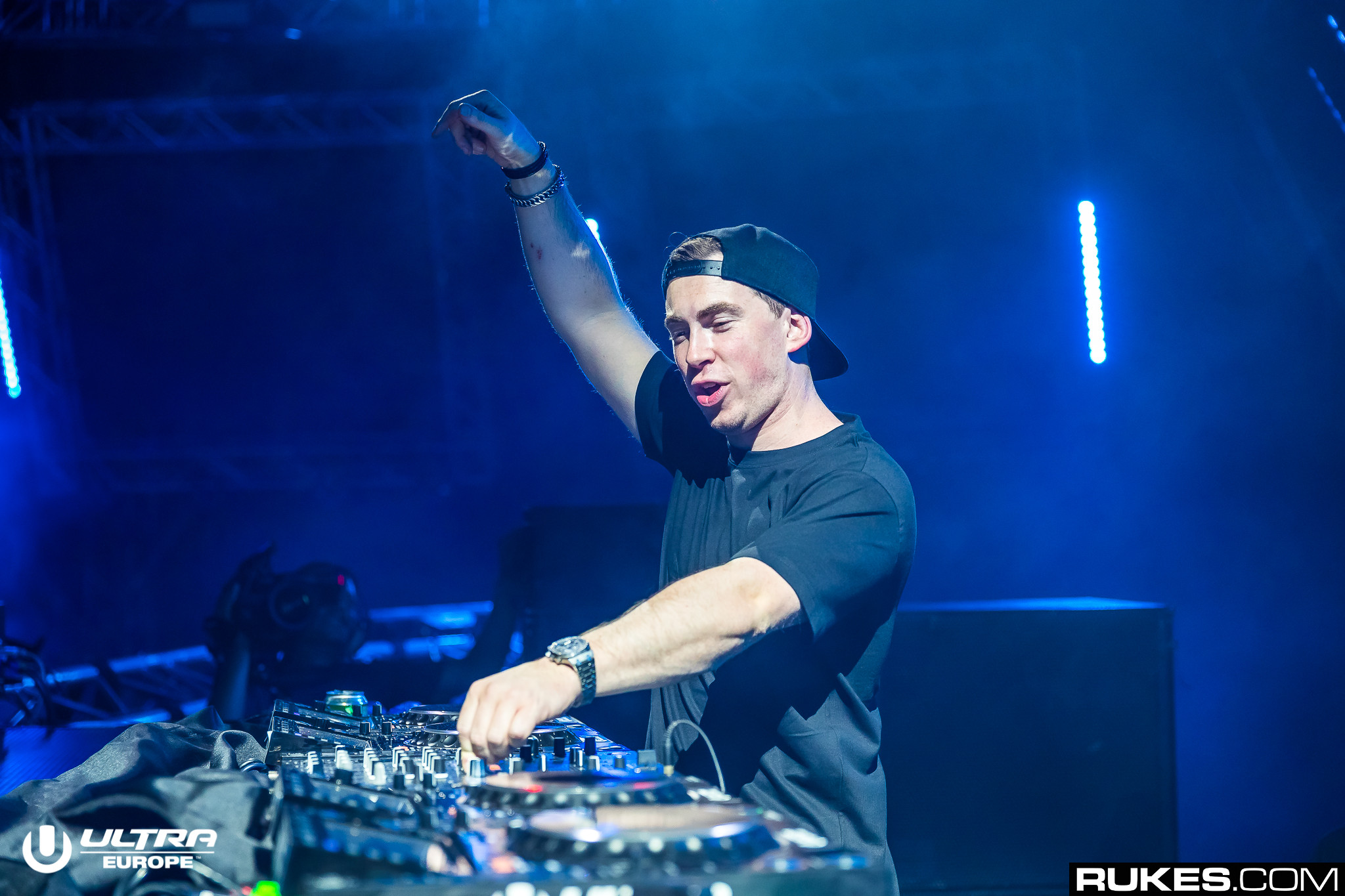 this is love hardwell free download