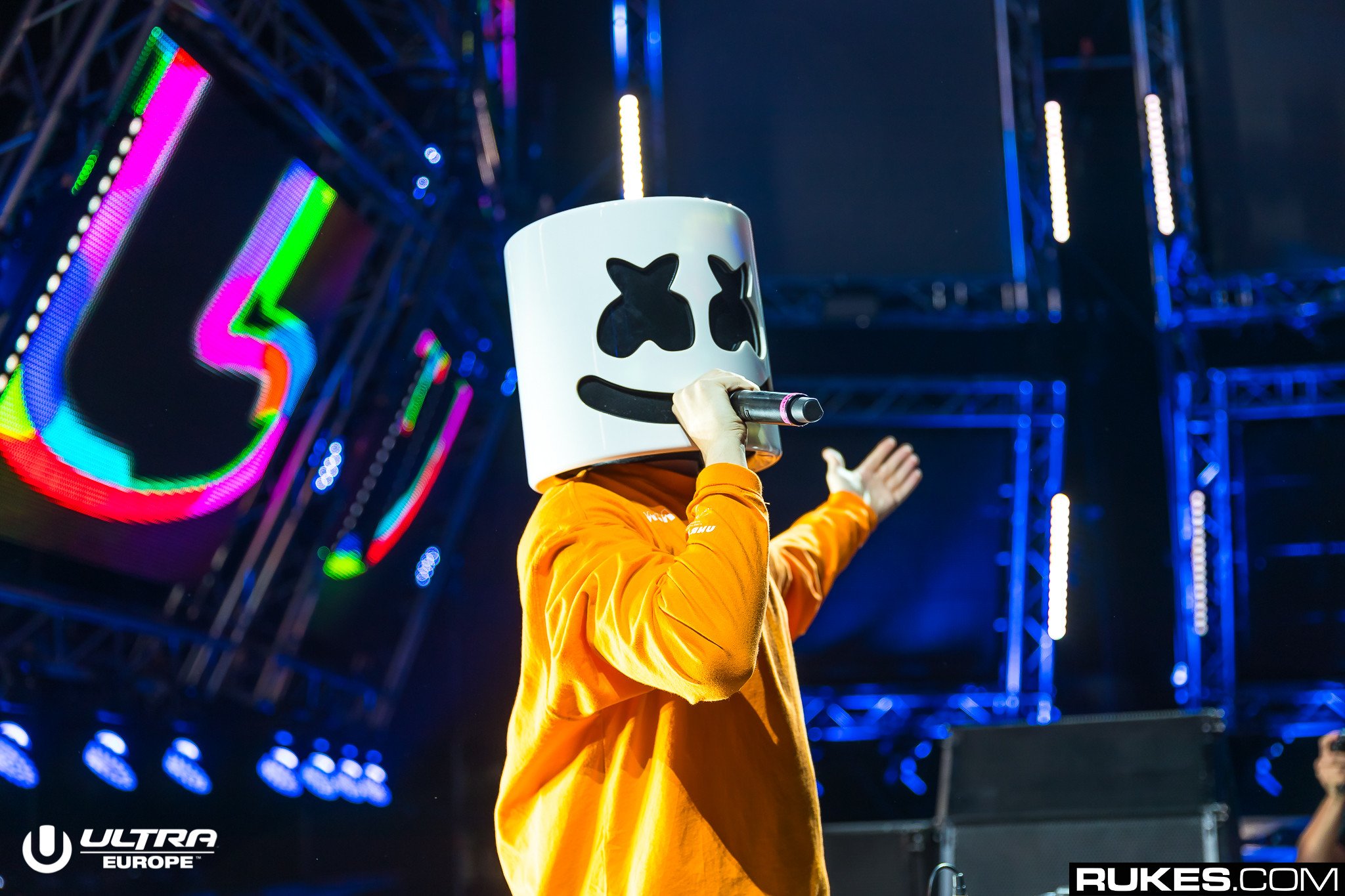 Marshmello Anne Marie S Smash Hit Friends Just Went Platinum Your Edm