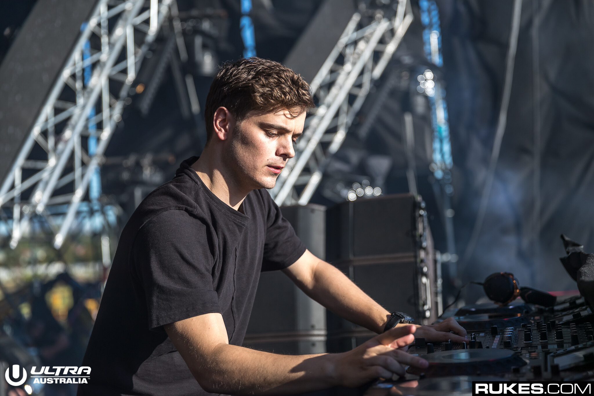 Martin Garrix Featured In War Child PSA for COVID-19 Relief [WATCH