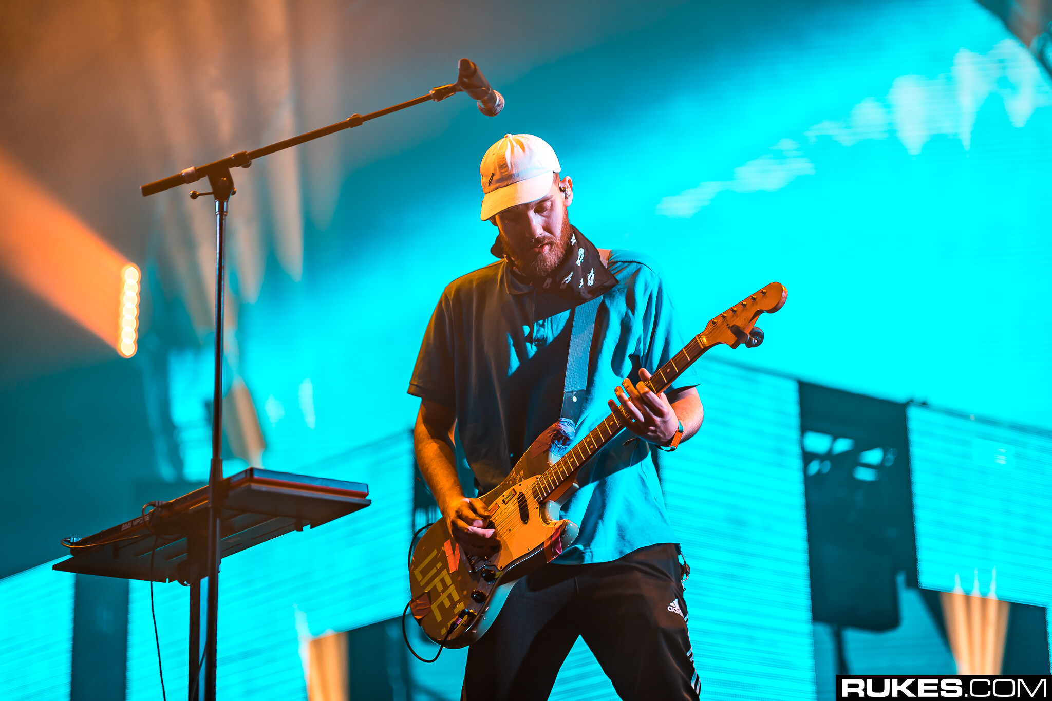 Chris New Is A Huge of San Holo's Mega-Hit